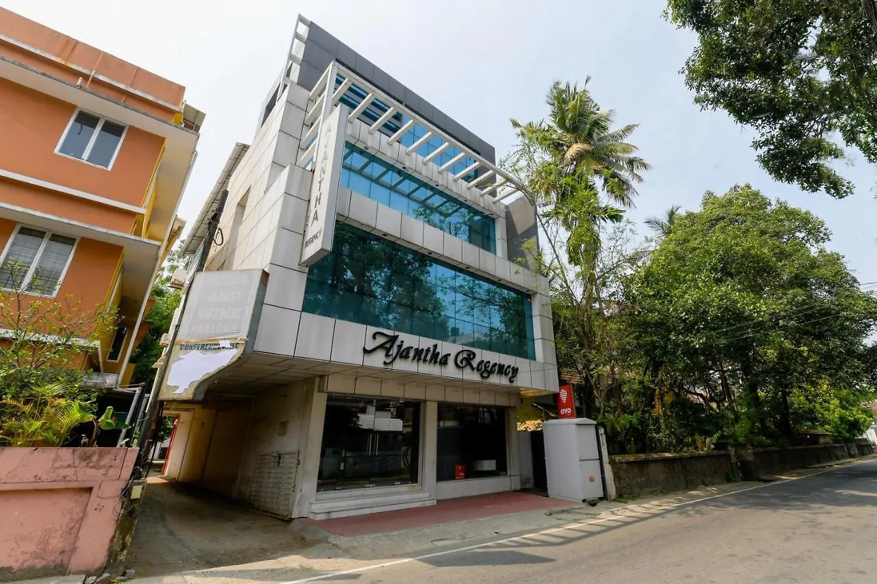 Capital O 23079 Ajantha Regency Hotel Kochi